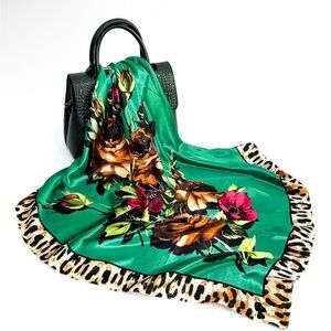FLORAL AND LEOPARD FASHION SCARF OR BANDANA